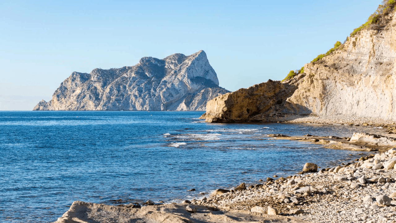 Cala Llobella, Benissa: Een van de wildste en meest ongerepte inhammen aan de Costa Blanca Noord