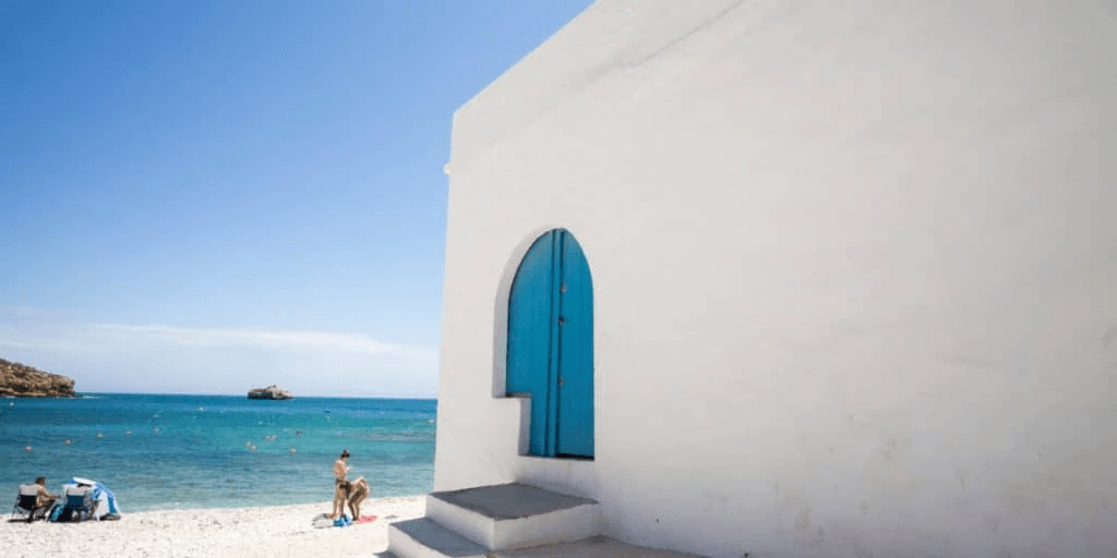 Cala Portixol (La Barraca), Jávea: De meest fotogenieke blauwe baai aan de Noordelijke Costa Blanca