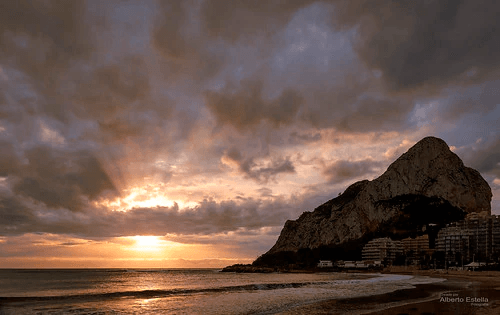 Best Sunsets in Benissa Costa: Cliffs, Sea Views and Mediterranean Light
