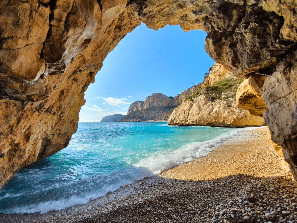 Mediterranees leven in Benitachell: rustig wonen tussen zee, kliffen en natuur