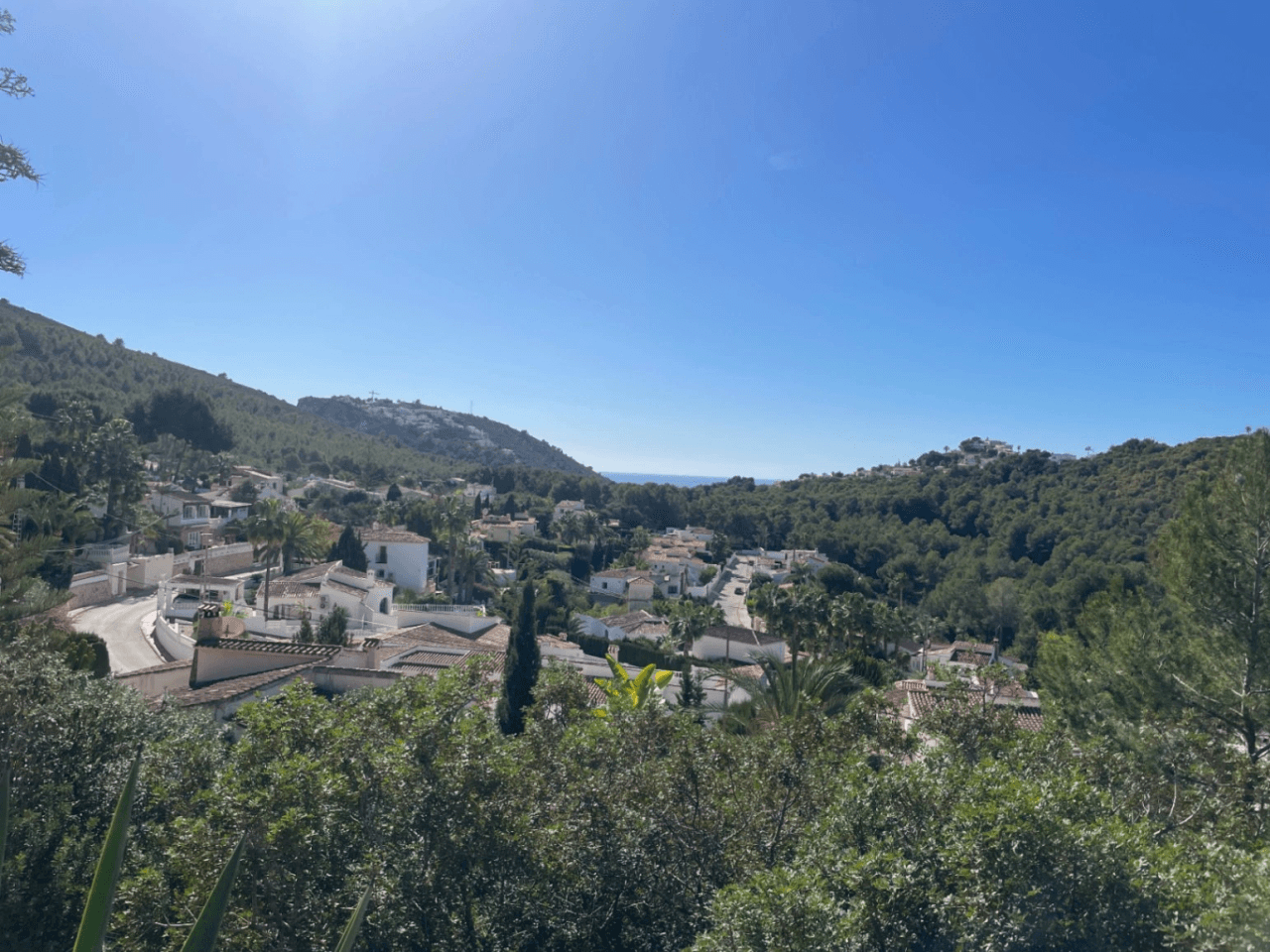 Terrain constructible avec vue mer et montagne à Moraira