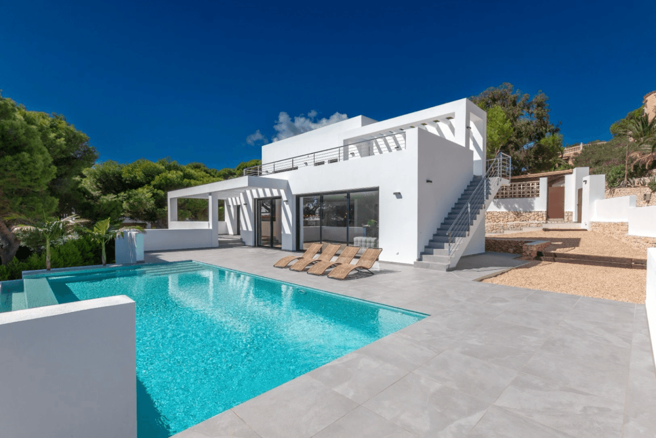 Villa rénovée de style Ibiza à vendre à Balcón al Mar Javea, Costa Blanca