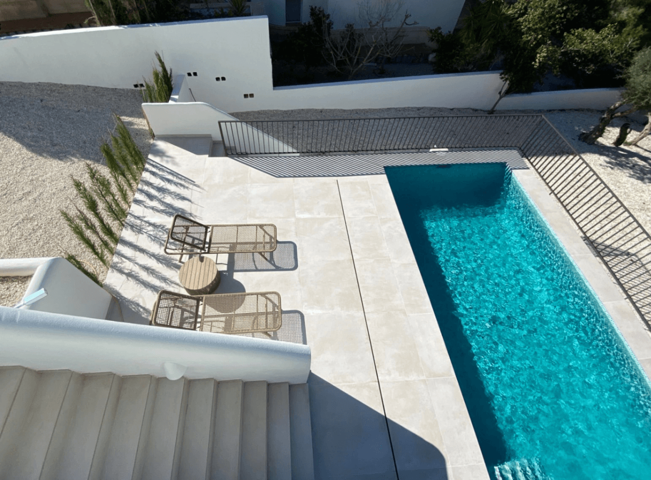 Exclusiva villa de obra nueva en estilo ibicenco en la urbanización San Jaime Benissa