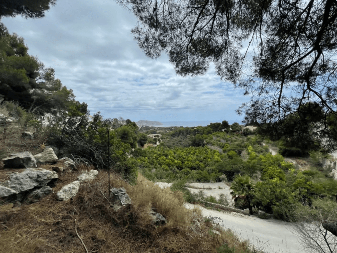 Deux terrains à bâtir ensemble à vendre à Benimeit Moraira, Costa Blanca