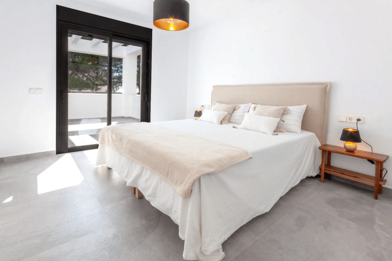 Villa rénovée de style Ibiza à vendre à Balcón al Mar Javea, Costa Blanca