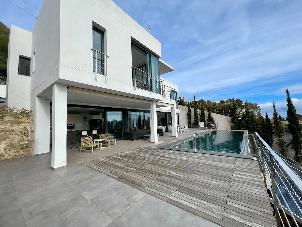 Villa moderne avec vue sur la mer à vendre à Benissa costa