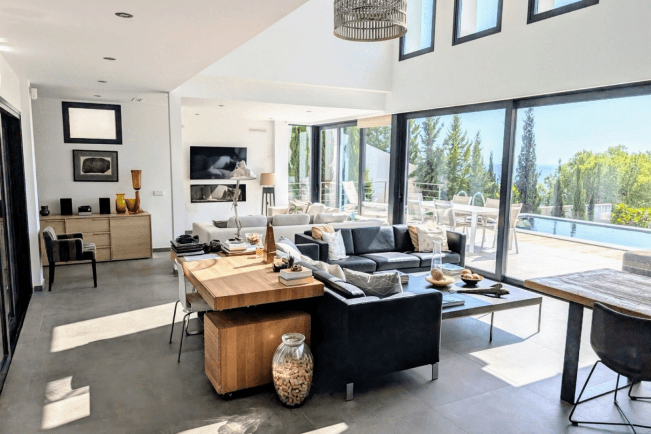 Villa moderne avec vue sur la mer à vendre à Benissa costa