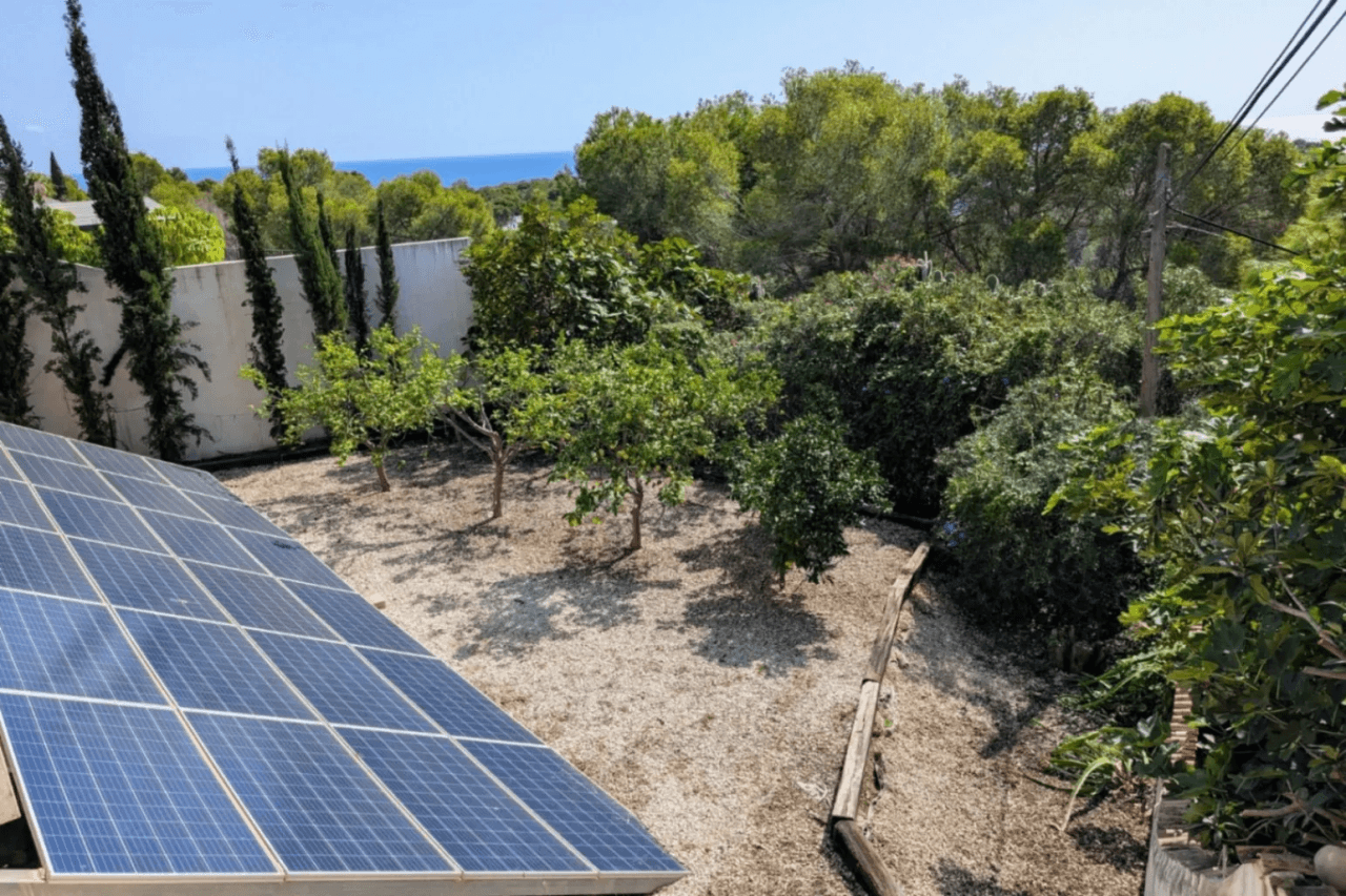 Villa moderne avec vue sur la mer à vendre à Benissa costa