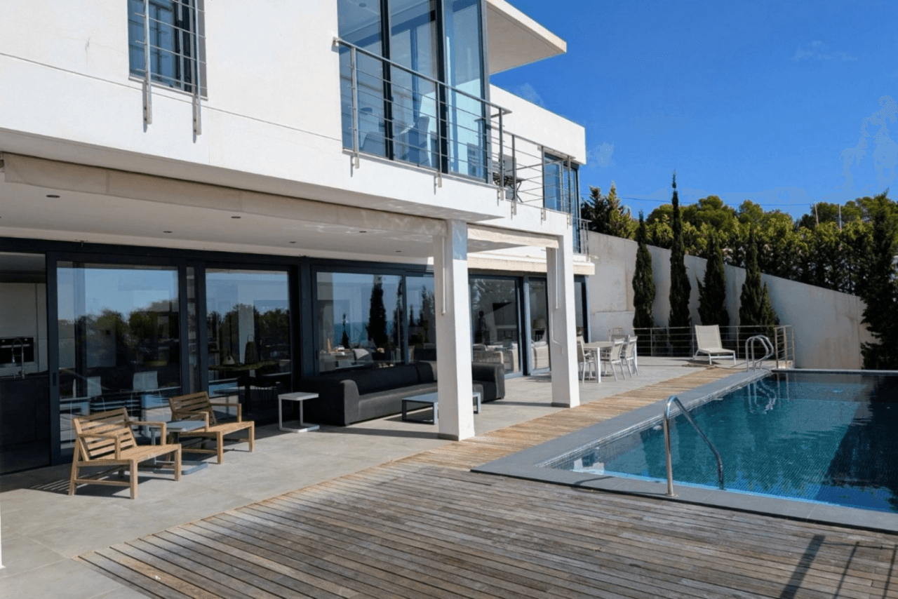 Villa moderne avec vue sur la mer à vendre à Benissa costa