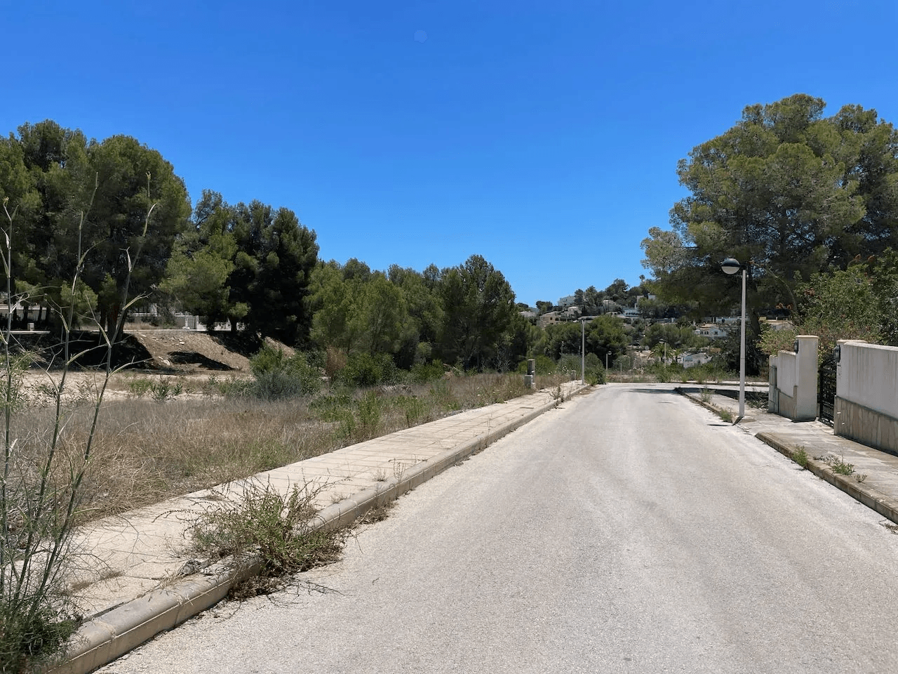 7 Exclusivas Parcelas con Gran Potencial en El Estret – Moraira