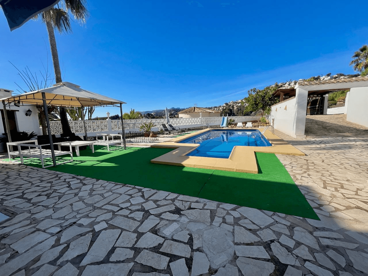 Villa traditionnelle avec vue sur la mer et le Peñón de Ifach dans l'Urbanisation San Jaime, Benissa