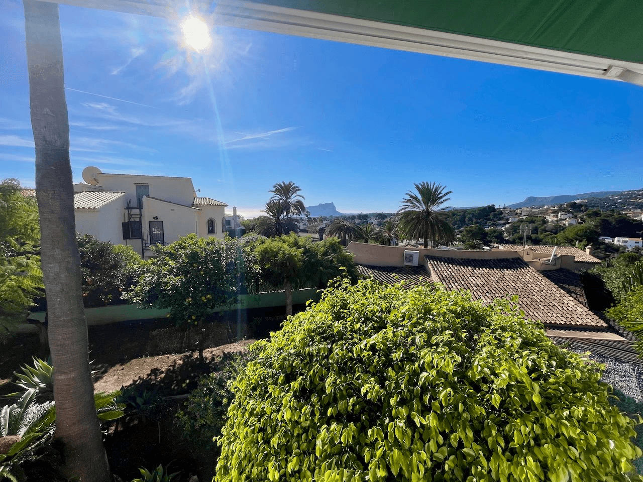 Villa traditionnelle avec vue sur la mer et le Peñón de Ifach dans l'Urbanisation San Jaime, Benissa