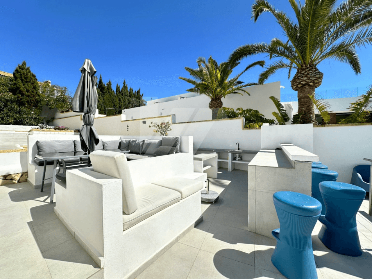 Villa avec vue sur la mer à vendre à Moraira, Costa Blanca.