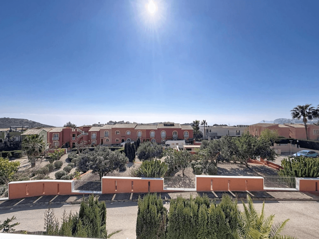 Cumbre del Sol appartement duplex rénové à Pueblo de la Paz