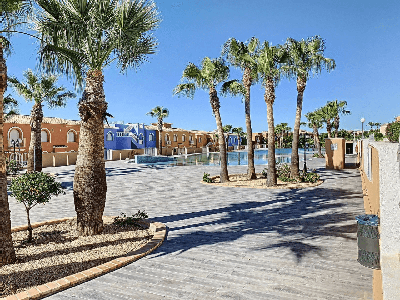 Cumbre del Sol appartement duplex rénové à Pueblo de la Paz
