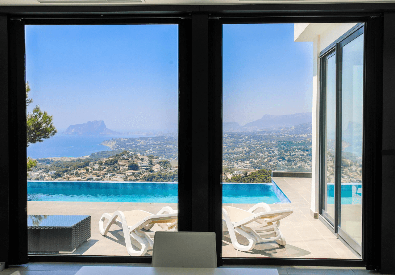 Villa moderne avec vue panoramique