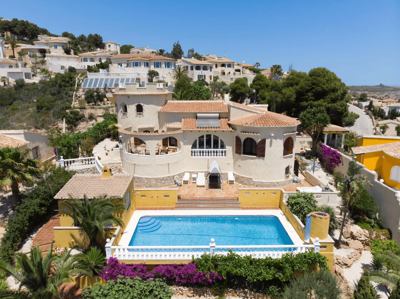 Villa avec vue sur la mer et piscine privée
