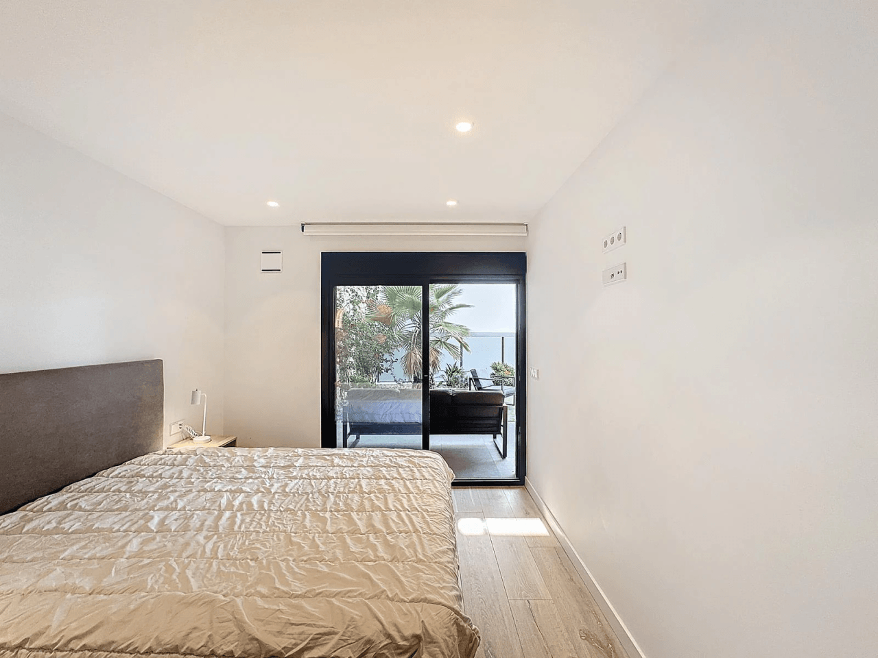 Cumbre del Sol, appartement moderne avec jardin privé