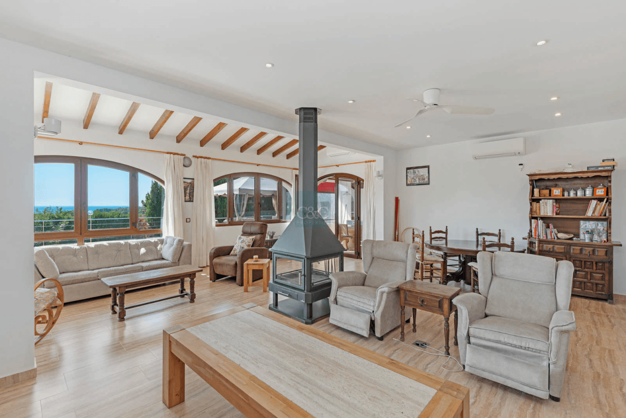 Villa avec vue sur la mer à 900m de la plage