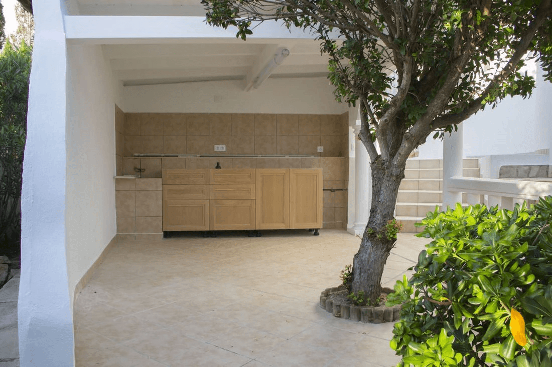 Villa rénovée à Cumbre del Sol avec vue sur la mer