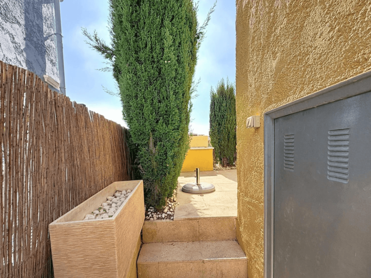 Cumbre del Sol appartement duplex rénové à Pueblo de la Paz