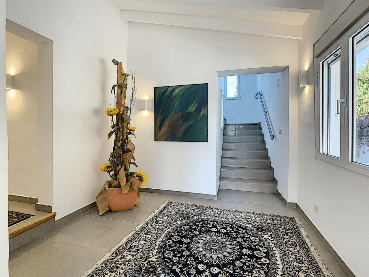 Villa rénovée à Cumbre del Sol avec vue sur la mer