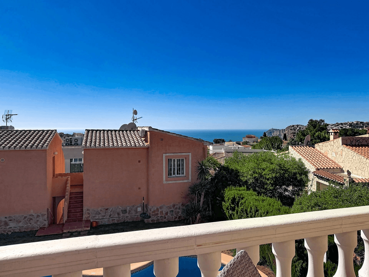 Appartement rénové à Cumbre del Sol avec vue sur la mer