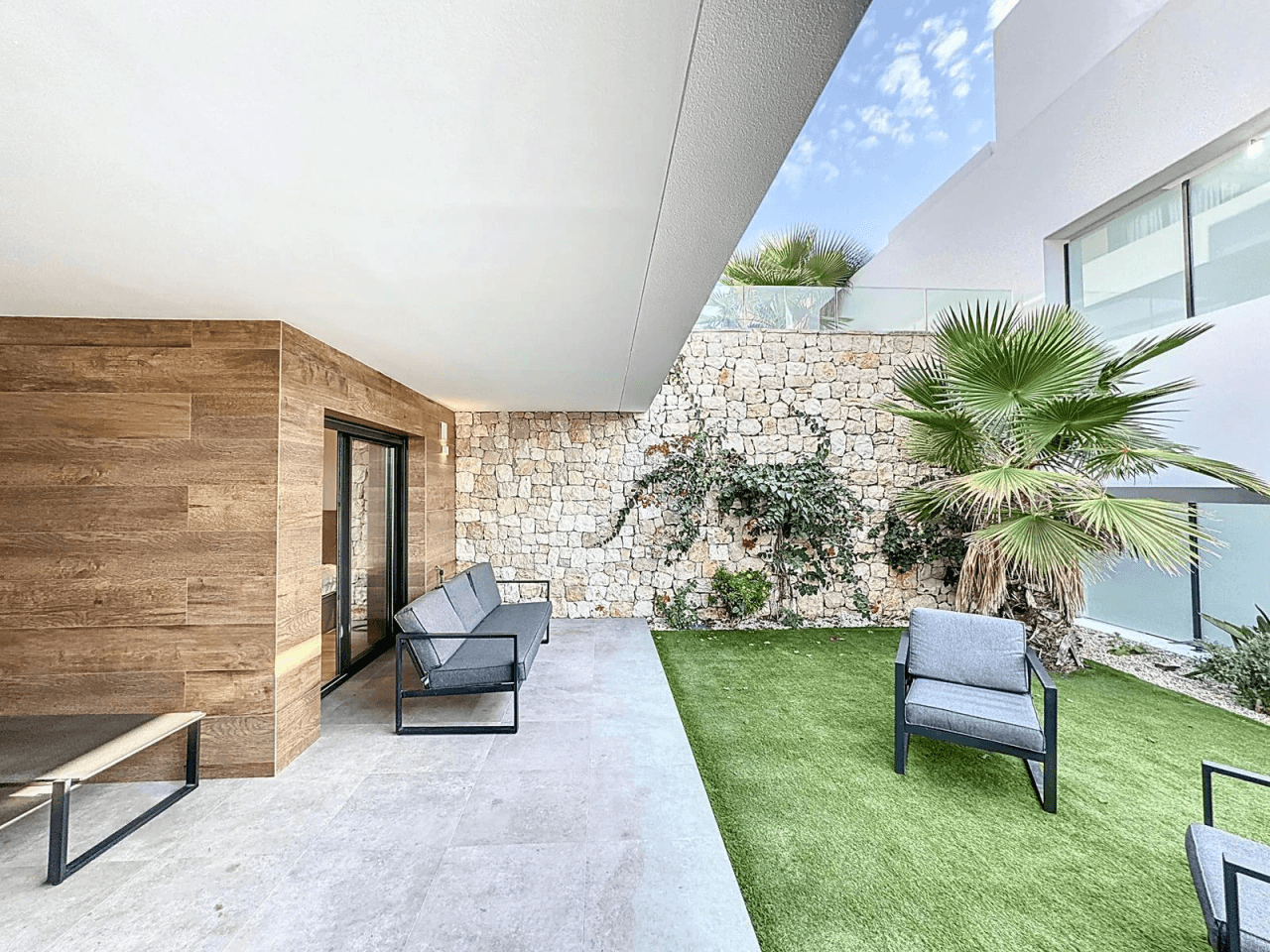 Cumbre del Sol, appartement moderne avec jardin privé