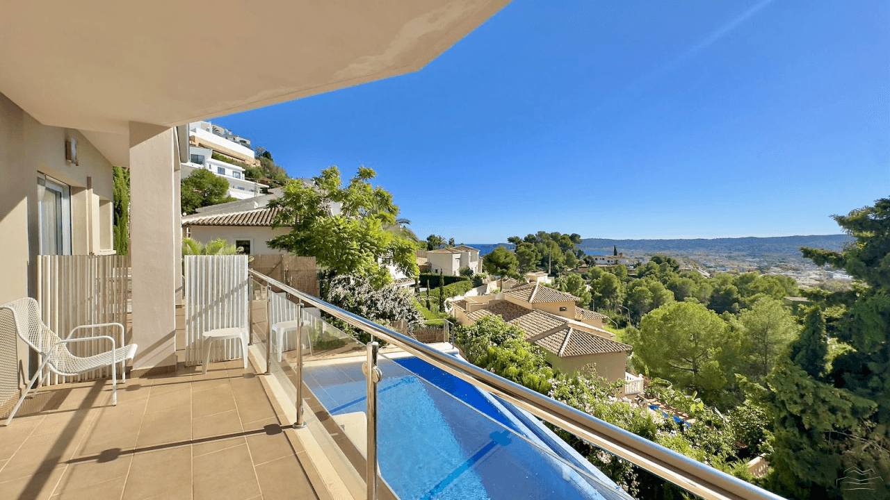 Villa moderne à vendre à La Corona avec vue sur la mer - Javea