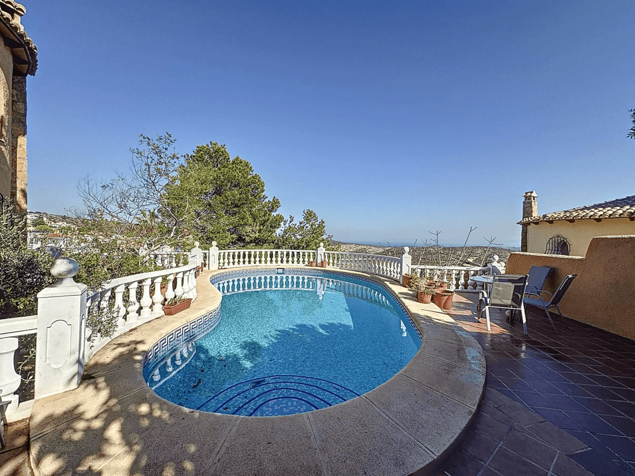 Villa Cumbre del Sol avec piscine privée et vue sur la mer