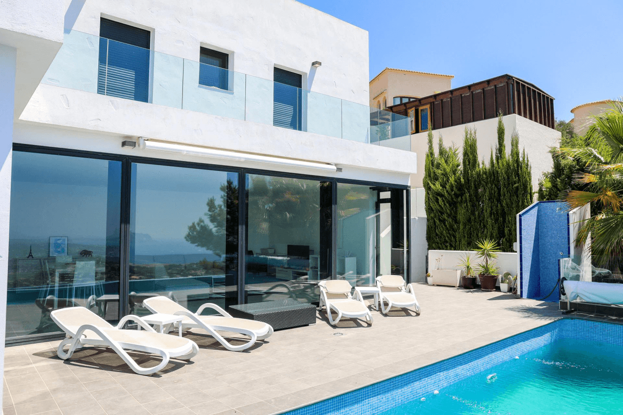 Villa moderne avec vue panoramique
