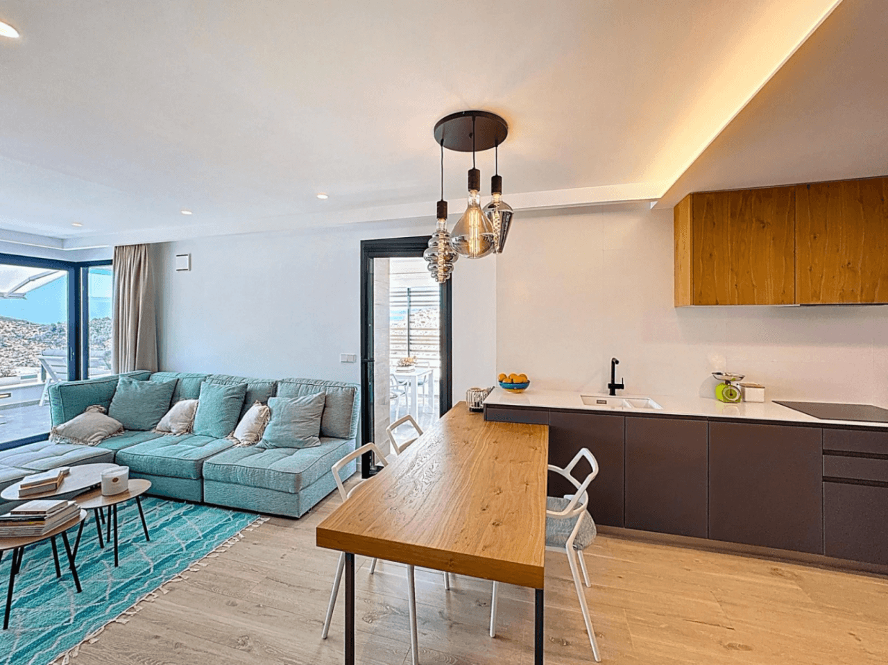 Impressionnant penthouse moderne à Cumbre del Sol avec vues panoramiques dans les Jardins de Montecala