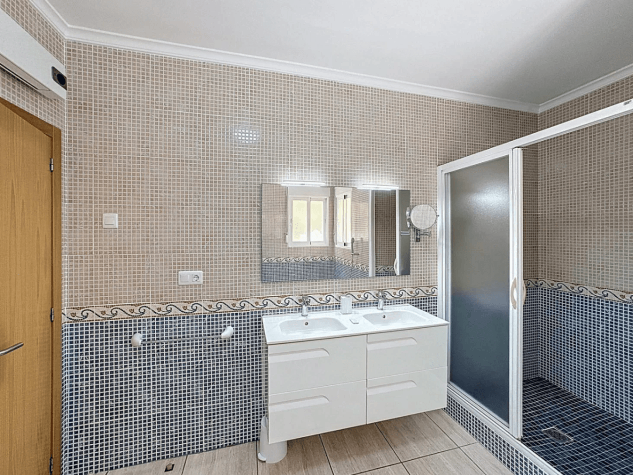 Villa Cumbre del Sol avec piscine privée