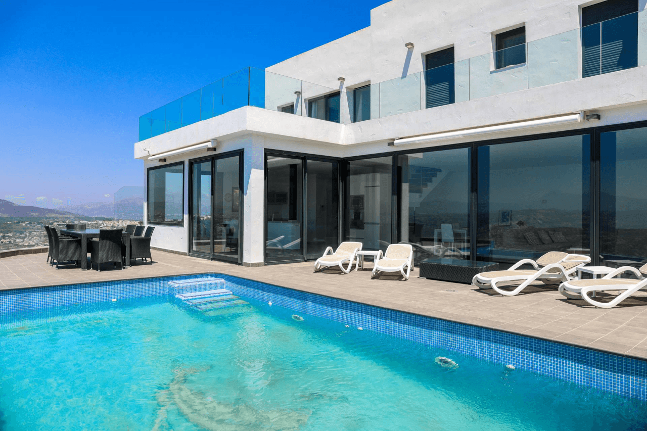 Villa moderne avec vue panoramique