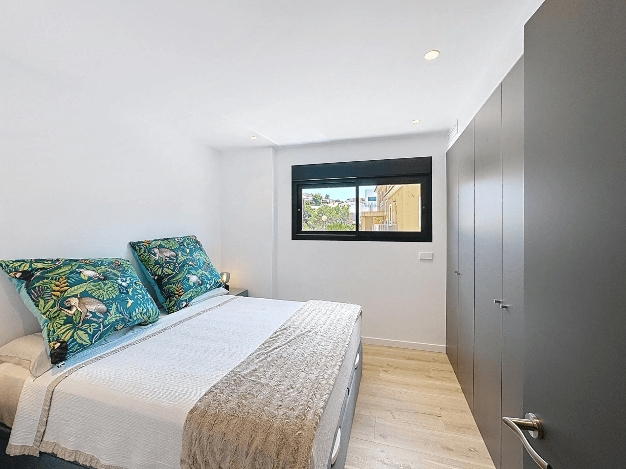 Impressionnant penthouse moderne à Cumbre del Sol avec vues panoramiques dans les Jardins de Montecala