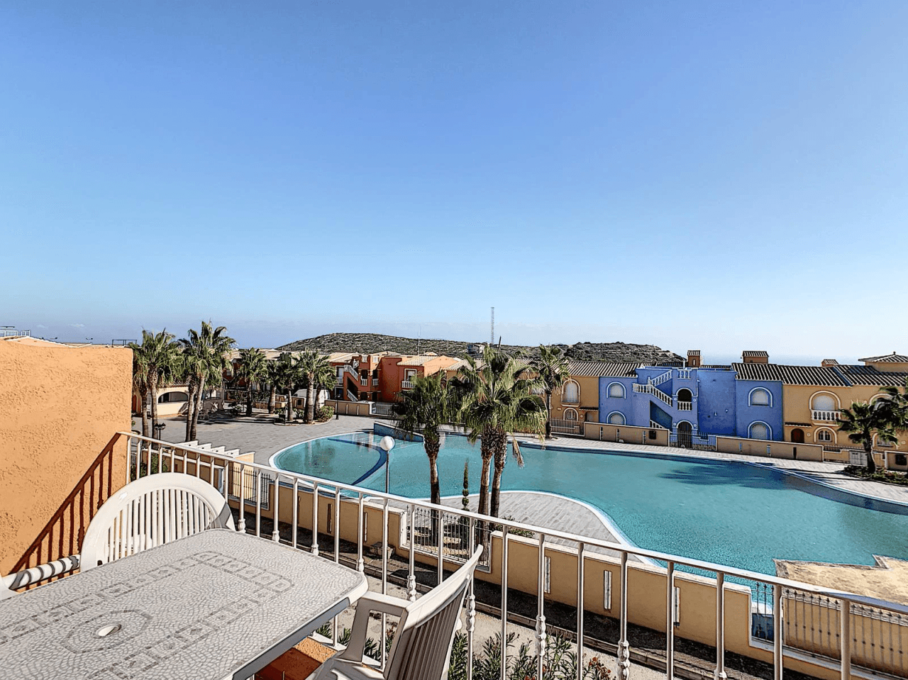 Cumbre del Sol appartement duplex rénové à Pueblo de la Paz