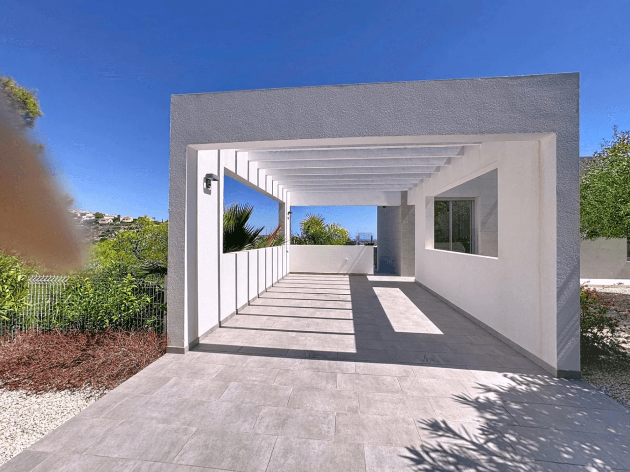 Villa moderne Cumbre del Sol avec vue sur la mer et piscine privée