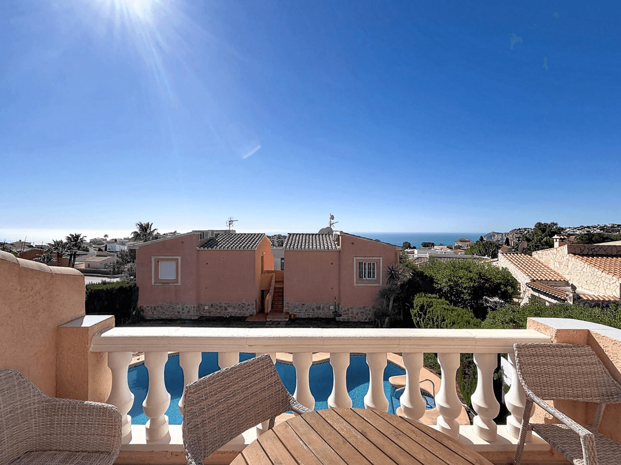 Appartement rénové à Cumbre del Sol avec vue sur la mer