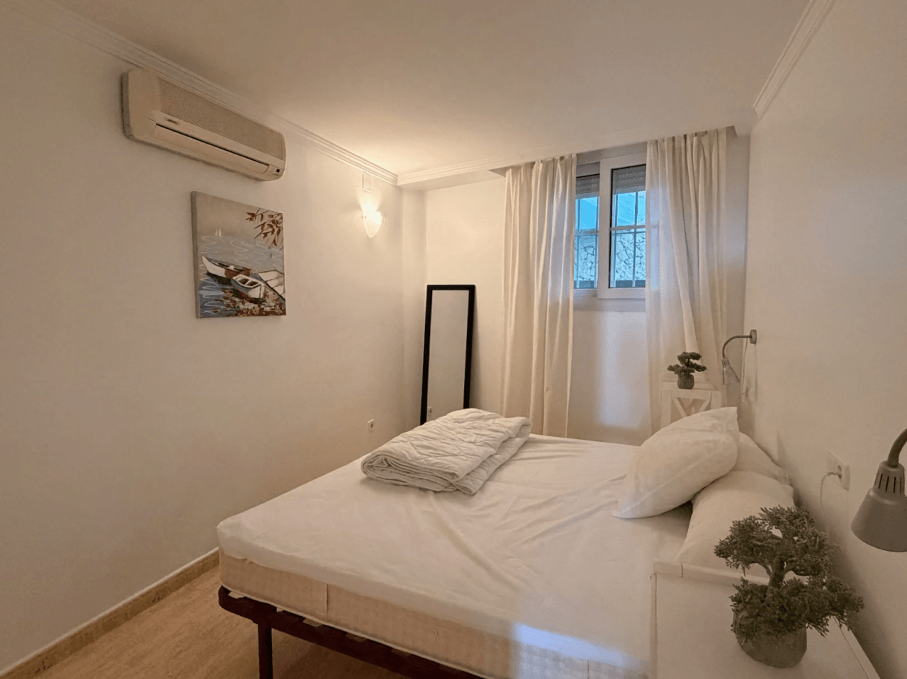 Apartamento en primera línea con vista al mar en venta en Platgetes, Moraira