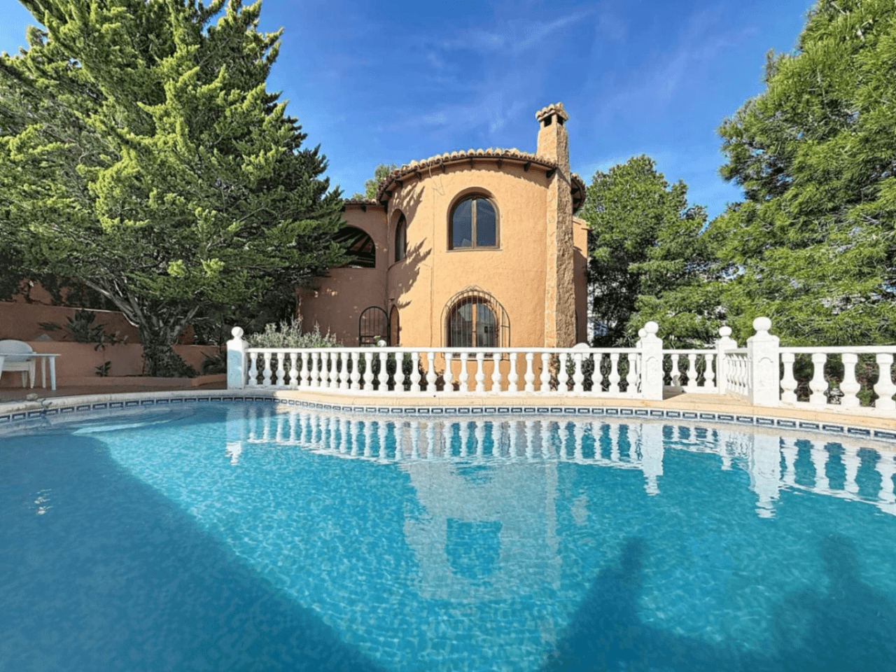 Villa Cumbre del Sol avec piscine privée et vue sur la mer