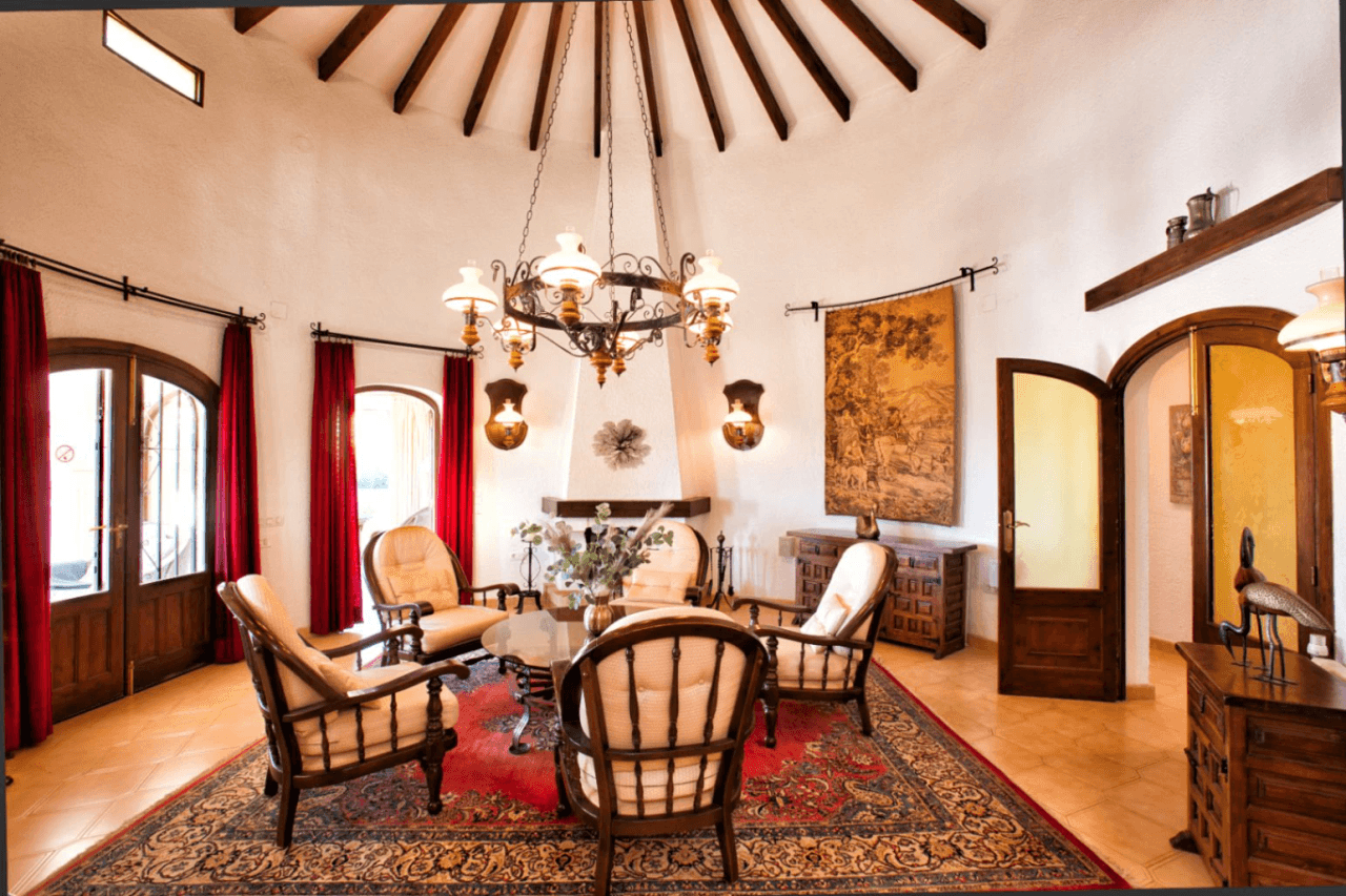 Villa traditionnelle avec vue sur la mer à vendre à Benissa