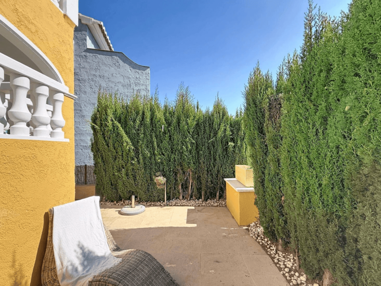 Cumbre del Sol appartement duplex rénové à Pueblo de la Paz