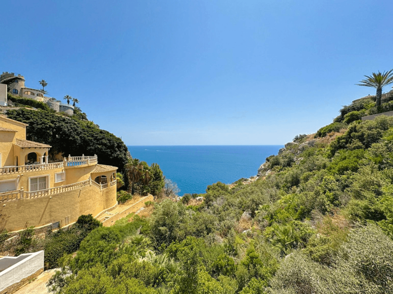 Villa Cumbre del Sol avec vue sur la mer et piscine privée