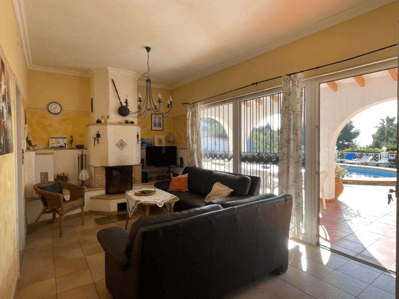Villa de plain-pied à vendre avec une vue mer magnifique, à proximité des commodités à San Jaime, Benissa