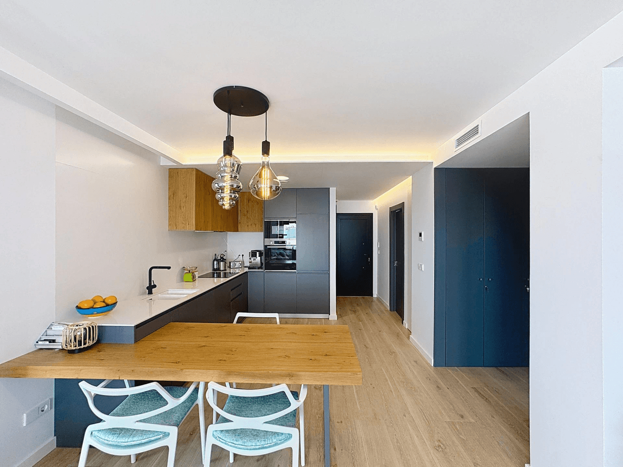 Impressionnant penthouse moderne à Cumbre del Sol avec vues panoramiques dans les Jardins de Montecala