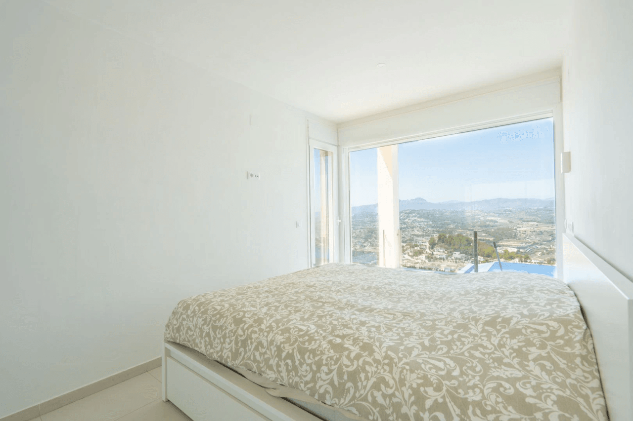 Villa moderne Cumbre del Sol avec vue sur la mer