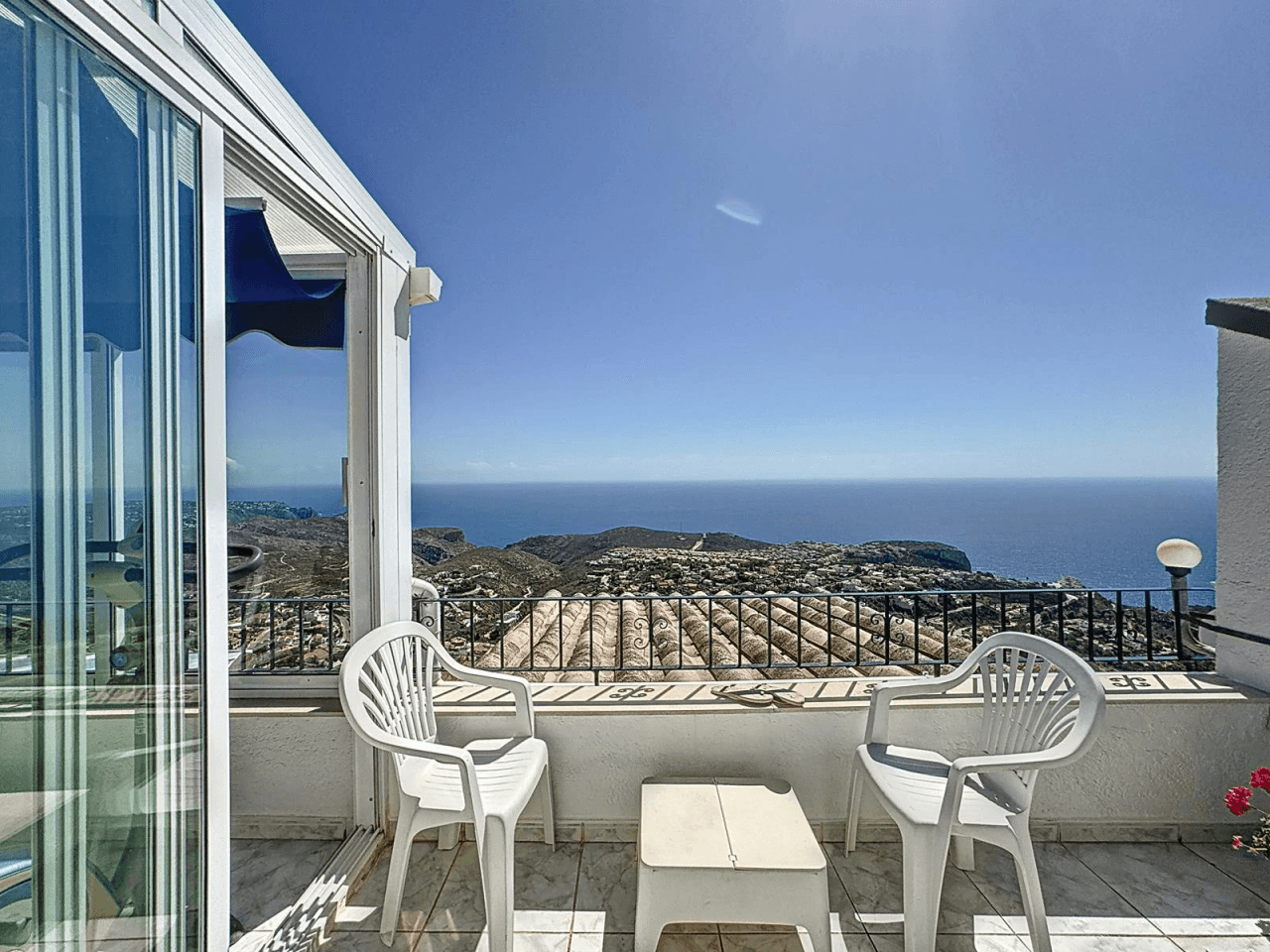 Cumbre del Sol appartement avec des vues spectaculaires sur la mer à Pueblo Panorama
