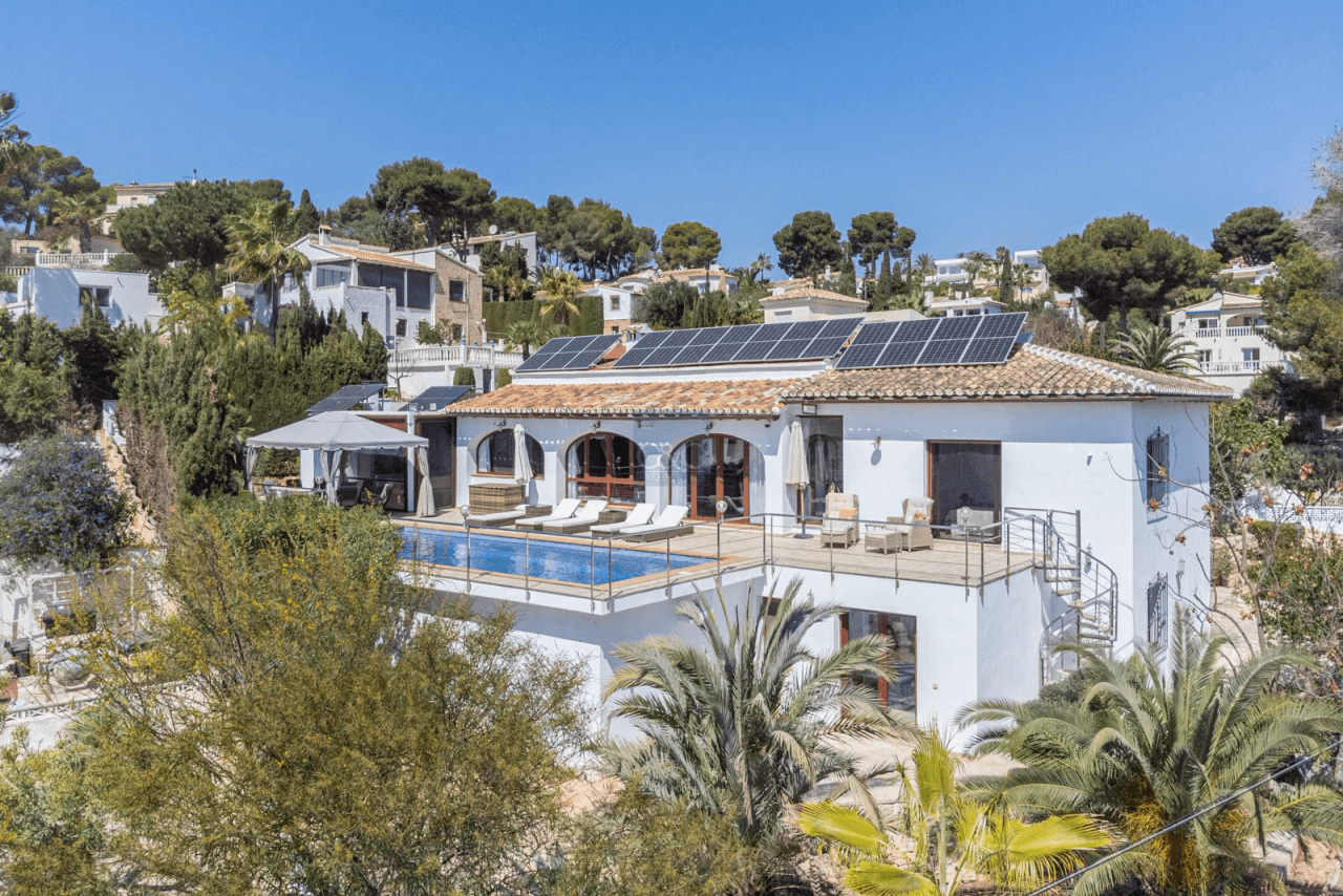 Villa avec vue sur la mer à 900m de la plage