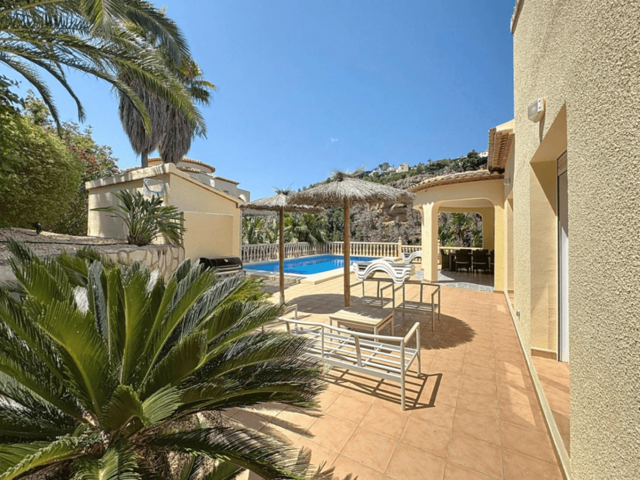 Villa Cumbre del Sol avec piscine privée