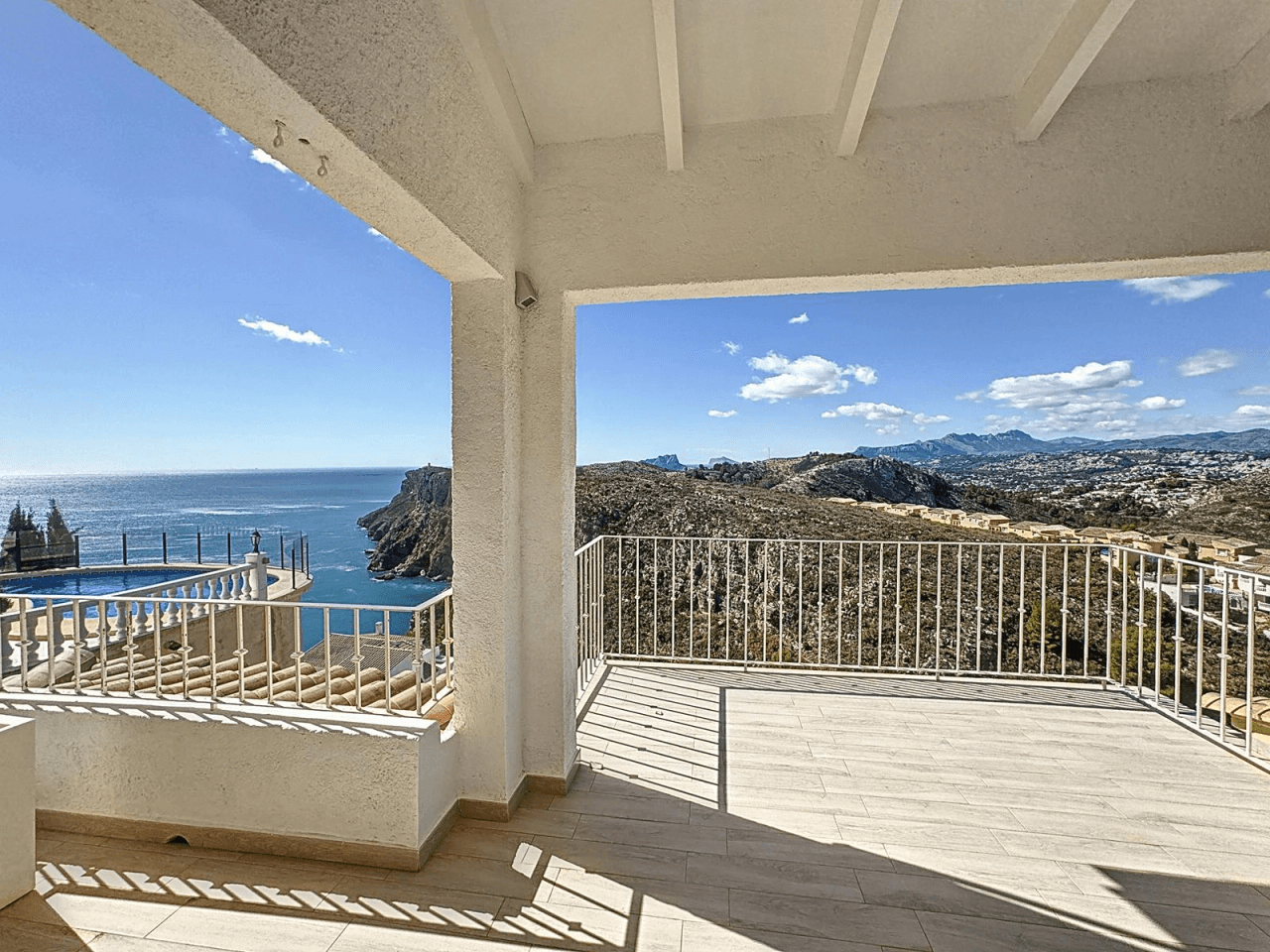 Villa Cumbre del Sol avec des vues spectaculaires